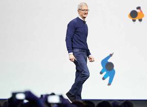 Apple-Chef Tim Cook bei der Keynote zur „Worldwide Developer Conference 2017“, auf der iOS 11 mit den neuen Foto- und Filmformaten vorgestellt wurde.