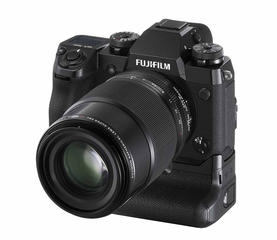 Fujifilm X-H1: Robuste und massive Kamera mit vielen Neuheiten.