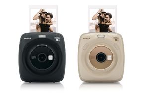 Fujifilm instax SQUARE SQ20. Hybrid-Kamera mit digitaler Aufnahme und analoger Sofortbildausgabe.
