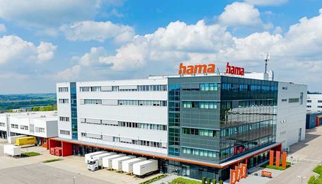 Hama wurde am 1. April 1923 in Dresden gegründet. Das inzwischen im bayerischen Monheim angesiedelte Unternehmen feiert mit vielen Veranstaltungen sein einhundertjähriges Jubiläum.