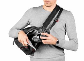 Zum Patent angemeldet: Die Pro Light FastTrack ist Kameratasche und Kameragurt in einem.