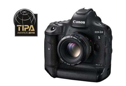 TIPA Award: Canon EOS-1D X Mark II
