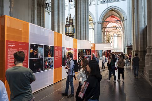 Ausstellung der Siegerbilder des World Press Photo Contest 2023 in Amsterdam