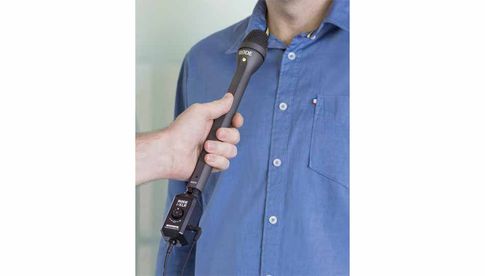 Røde i-XLR: Mikrofon und Adapter bilden eine kompakte Einheit