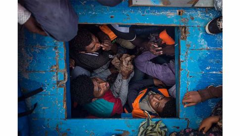 Felix Schoeller Photo Award 2017: „Mediterranean Migration“ von Mathieu Willcocks, GB