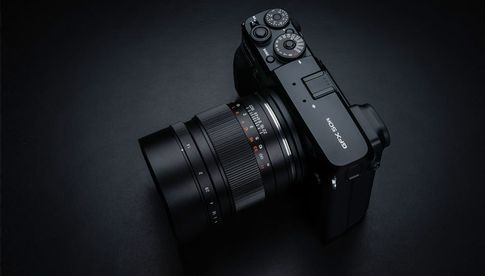 Mitakon Speedmaster 65mm f/1.4 für Fujifilm G-Mount