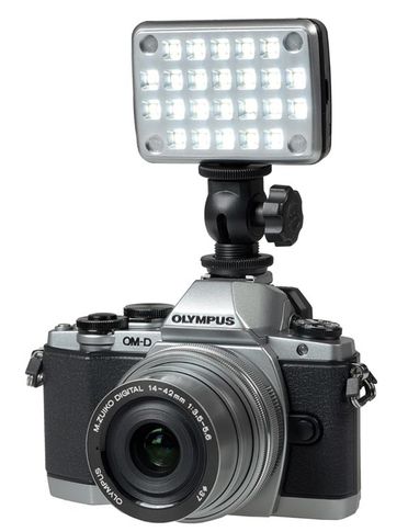 LED-Leuchte „SmartCluster“ mit Schwenk-/Neigekopf für Einsatz auf Kamera-Blitzschuhfür Einsatz auf Smartphones und Tablets
