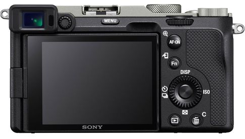 Die A7C kombiniert die Gehäuseform und -maße der bisherigen APS-C-Systemakameras von Sony jetzt mit einem Vollformatsensor.