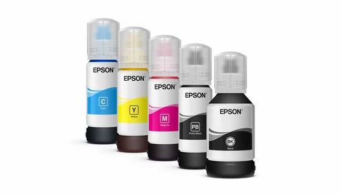 Fünf „EcoTank“-Tinten für die neuen Fotodrucker von Epson.