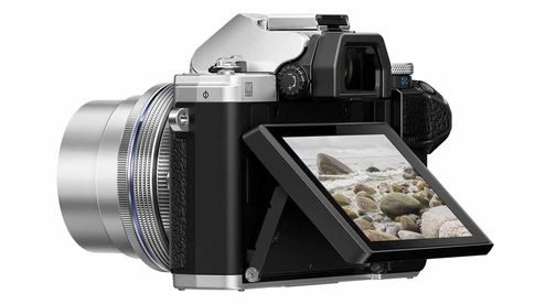 Olympus OM-D E-M10 Mark III: Kompakte Kamera mit klappbarem Monitor