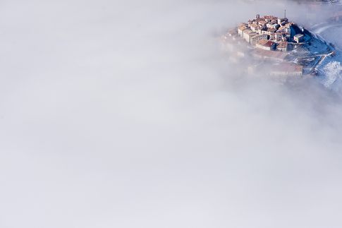 Das Siegerbild des letzten Wettbewerbs: „Castelluccio in the clouds“ von Stefano Lucchetti, © Stefano Lucchetti 