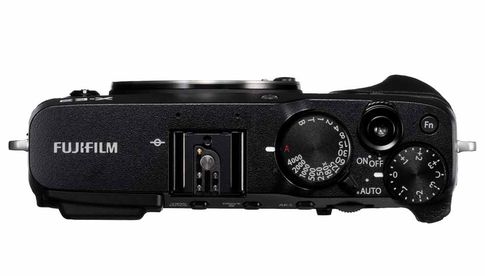Fujifilm X-E3: Die Bautiefe der spiegellosen Systemkamera beträgt gerade einmal 42,7 Millimeter