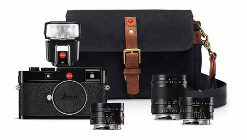 Die Leica-M-Sets können neben Kameras und Objektiven auch weiteres Zubehör wie Taschen und Blitzgeräte umfassen.