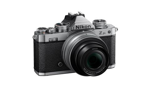 Erfolgreich mit Retro-Design: die Nikon Z fc.