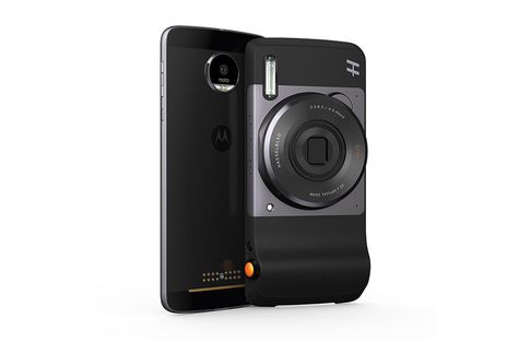 Moto-Z-Smartphone und Kameramodul werden magnetisch und mit einer Kontaktleiste verbunden
