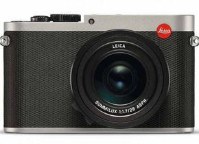 Leica Q im titanfarbenen Design