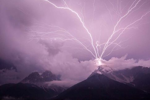 Kategoriesieger Landschaften: „Vulkan?“. © GDT Naturfotograf des Jahres 2021, Corinna Leonbacher
