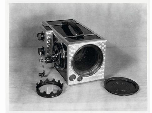 Das Varo war das erste Zoom-Objektiv mit Brennweiten von 40 bis 120 Millimetern. Bild: Cooke Optics Limited