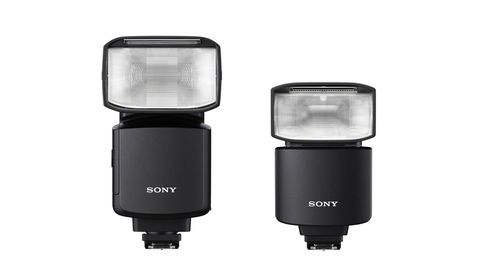 Sony HLV-F60RM2 (links) und HVL-F46RM (rechts)