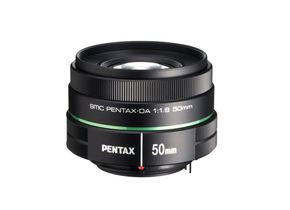Kostenlos beim Kauf ausgewählter Pentax-Kameras: das Objektiv smc PENTAX_DA 50 mm F1,8