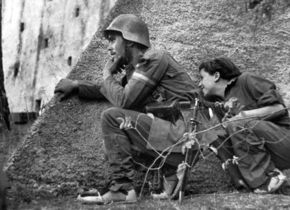 Als der Militärputsch in Spanien 1936 die Welt in Atem hält, beschließen Robert Capa und Gerda Taro, nach Spanien zu gehen. Gemeinsam dokumentieren sie die Gräuel des Spanischen Bürgerkriegs. © ICP/Magnum Photos