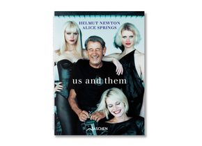 Helmut Newton, Alice Springs: Us and Them. Taschen 2023, ISBN 978 3 8365 9691 6