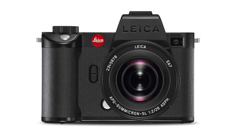 Das Leica APO-Summicron-SL 1:2/28 ASPH. an der Leica SL2-S