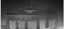Öffnung des Brandenburger Tors, Berlin, 22. Dezember 1989 © Barbara Klemm
