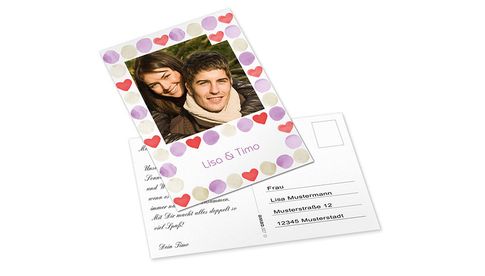 Echte Postkarten mit eigenen Bildern und Texten lassen sich von FotoInsight direkt per Smartphone-App bestellen und verschicken.