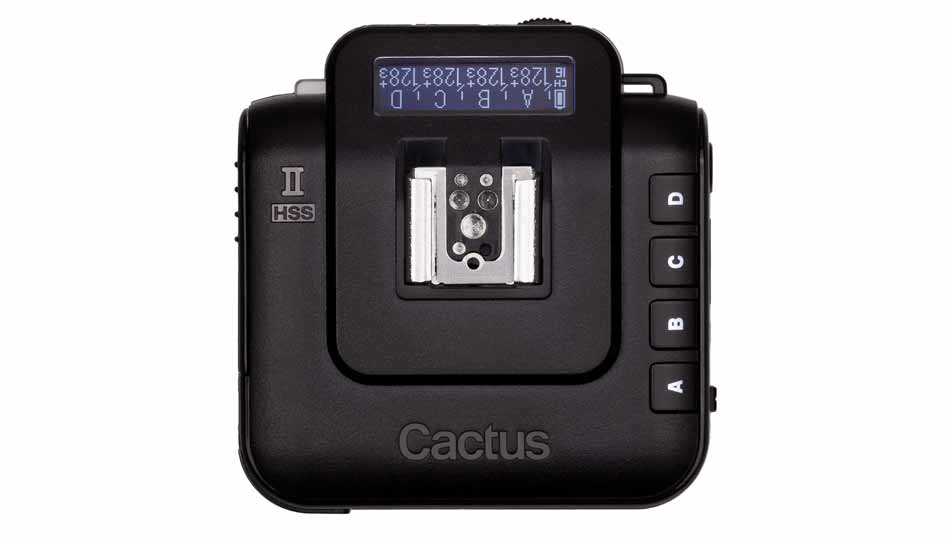 Mit den kommenden Firmware-Updates soll der „Cactus V6 II“ demnächst kompatibel zu allen TTL-Blitzsystemen werden.