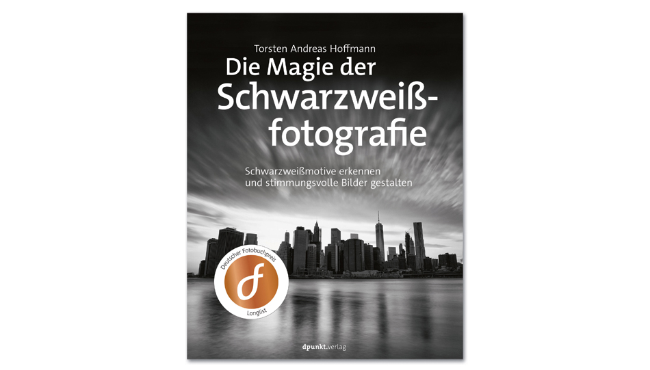 T. A. Hoffmann: Die Magie der Schwarzweißfotografie, dpunkt.verlag 2020, ISBN 978 3 86490 750 0