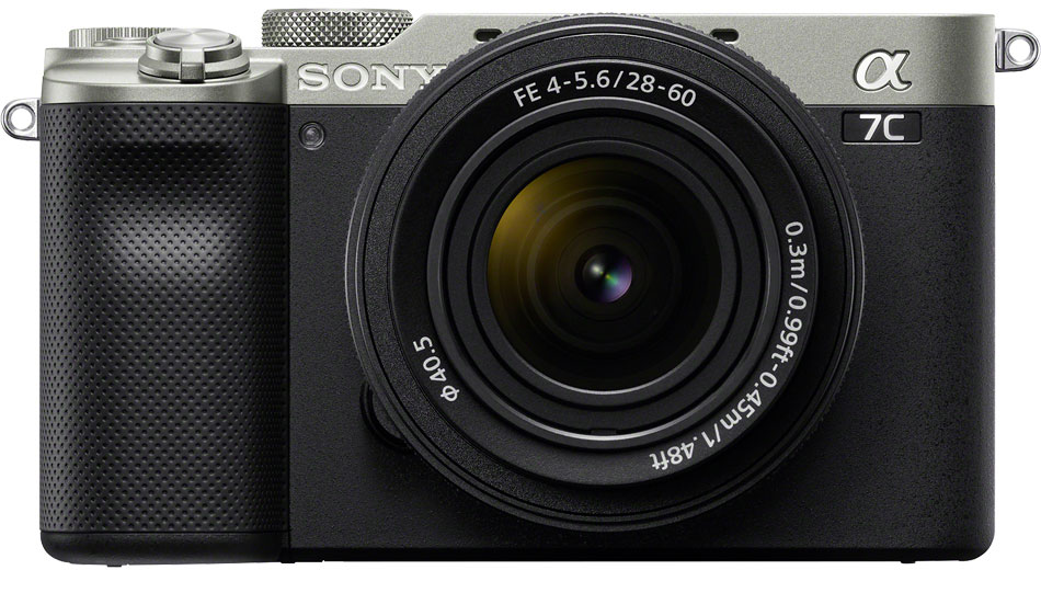 Die A7C kombiniert die Gehäuseform und -maße der bisherigen APS-C-Systemakameras von Sony jetzt mit einem Vollformatsensor.